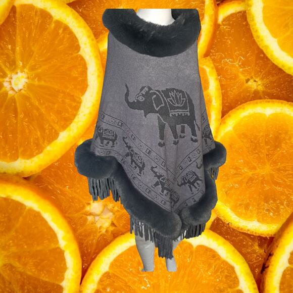 Elephant with Faux Fur Cape‎ Size OSFM - Picture 1 of 7